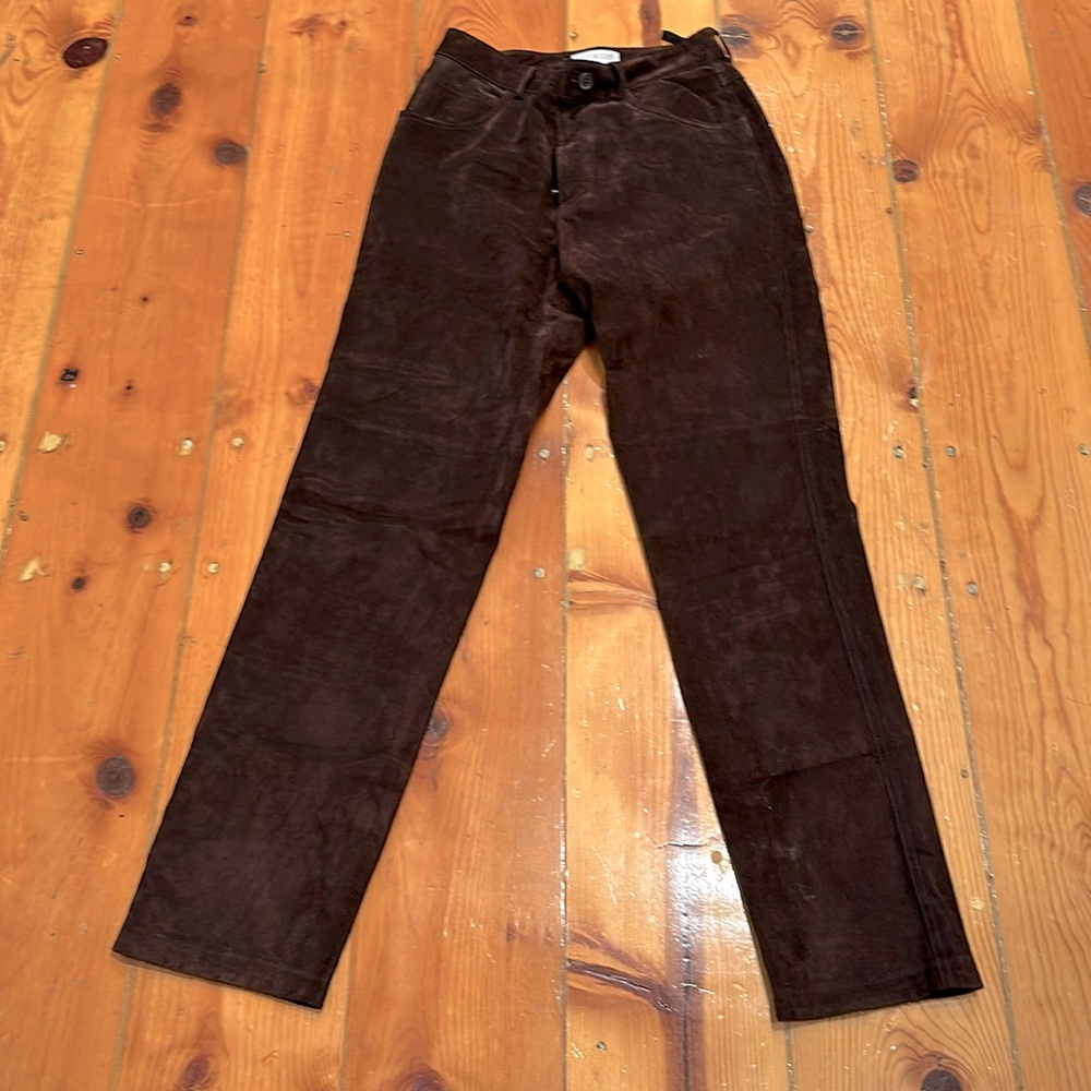 Hugo Buscati collection designer suede 100% leather jeans/pants.  Size 6.
